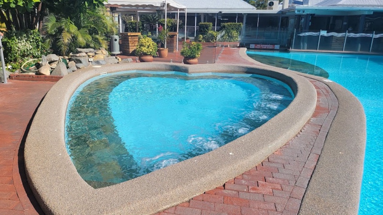 Photo of Outdoor in Dolphin Heads