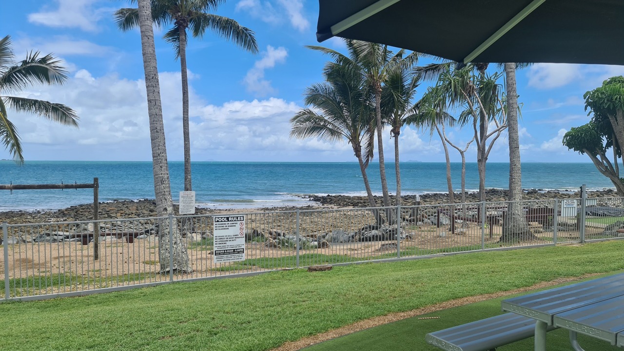 Photo of Outdoor in Dolphin Heads