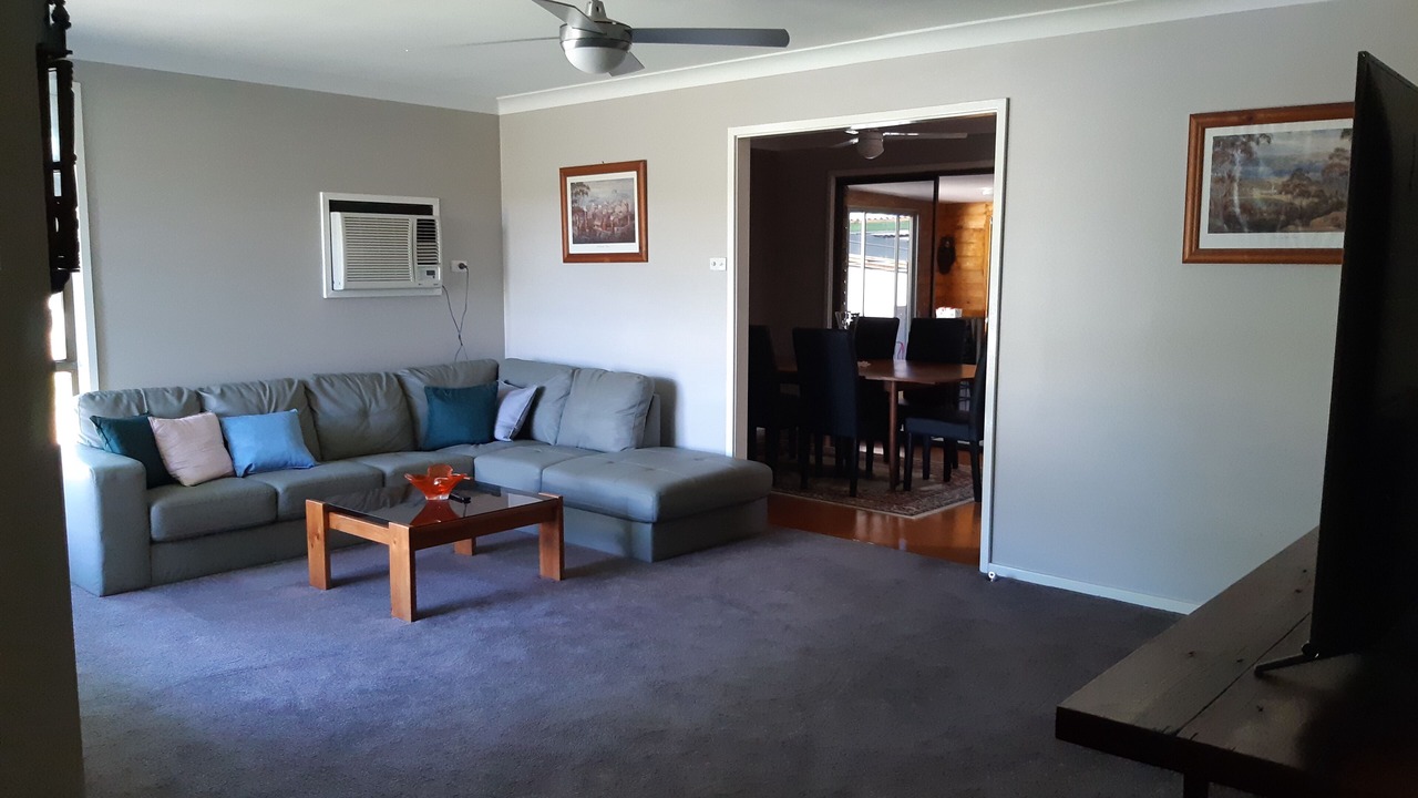Photo of Livingroom in Sawyers Gully