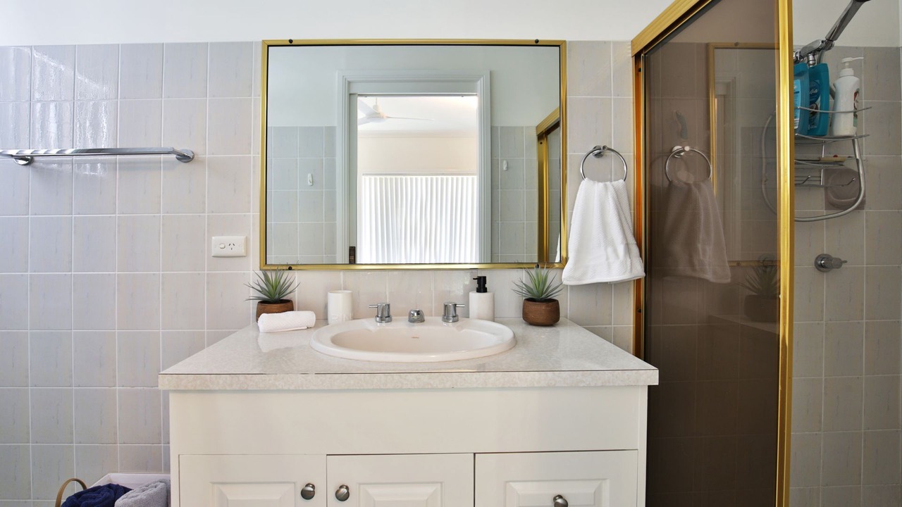 Photo of Bathroom in Erowal Bay