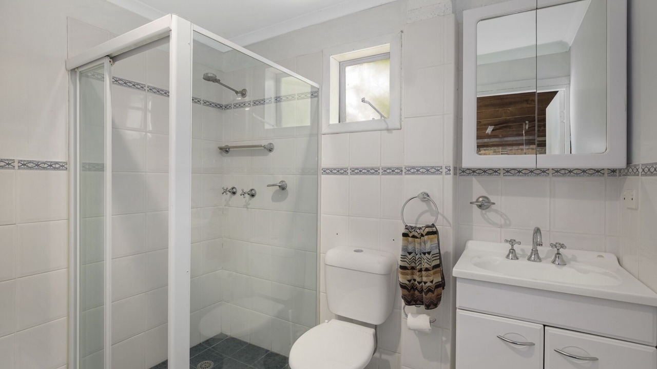 Photo of Bathroom in Booker Bay