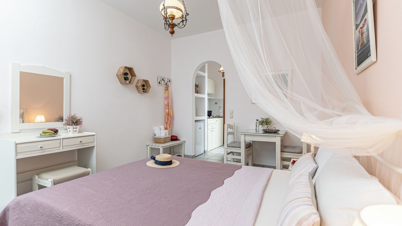 Photo of Bedroom in Mikri Vigla