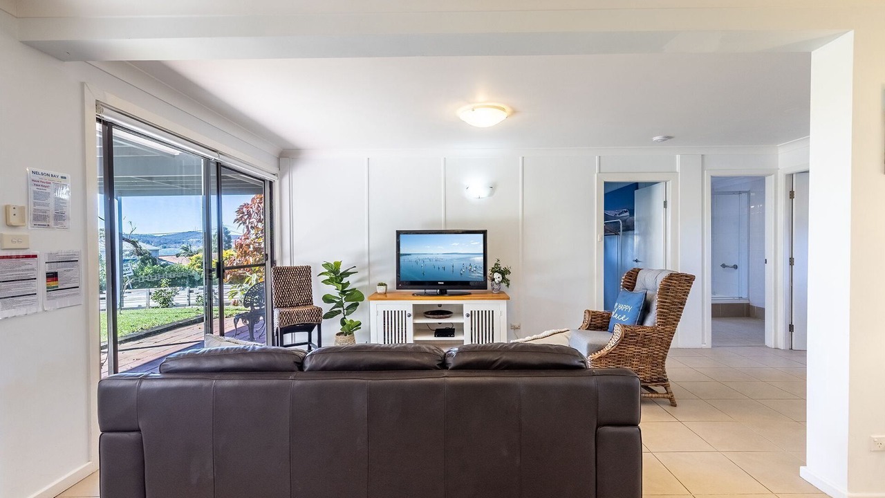 Photo of Livingroom in Salamander Bay