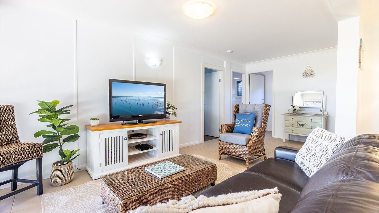 Photo of Livingroom in Salamander Bay