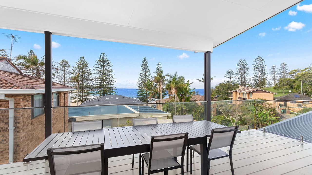 Photo of Patio Balcony in Black Head