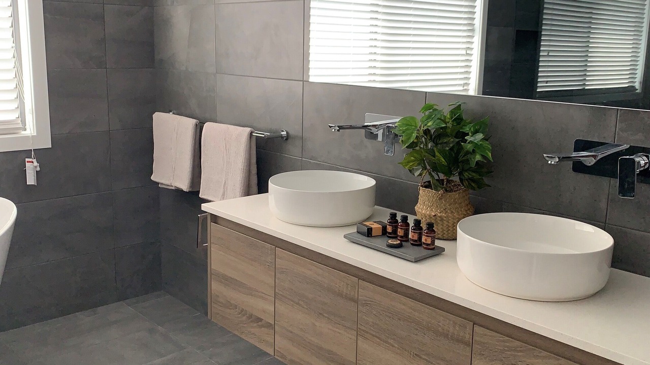 Photo of Bathroom in Black Head