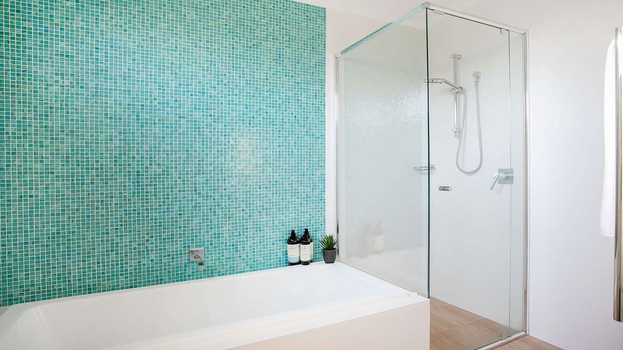 Photo of Bathroom in Narrawallee