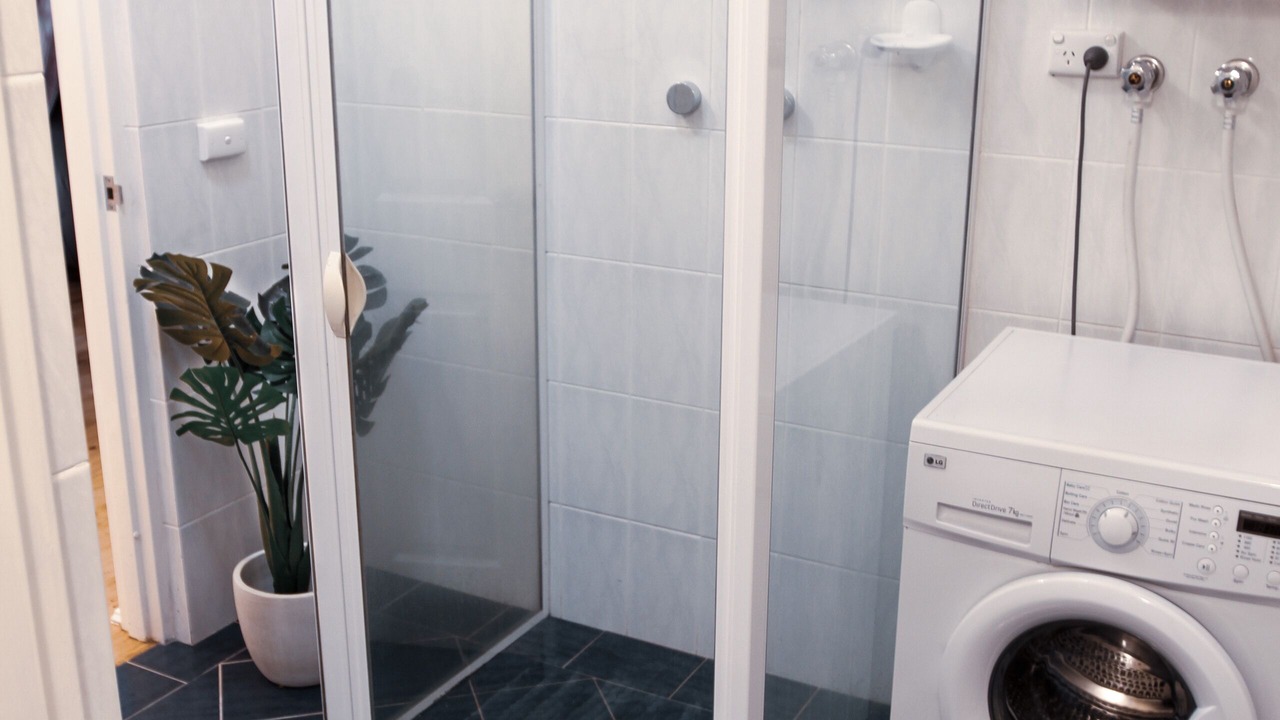 Photo of Bathroom in Maloneys Beach