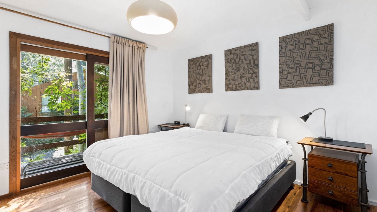 Photo of Bedroom in Long Beach