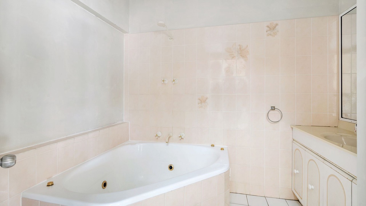 Photo of Bathroom in Erowal Bay
