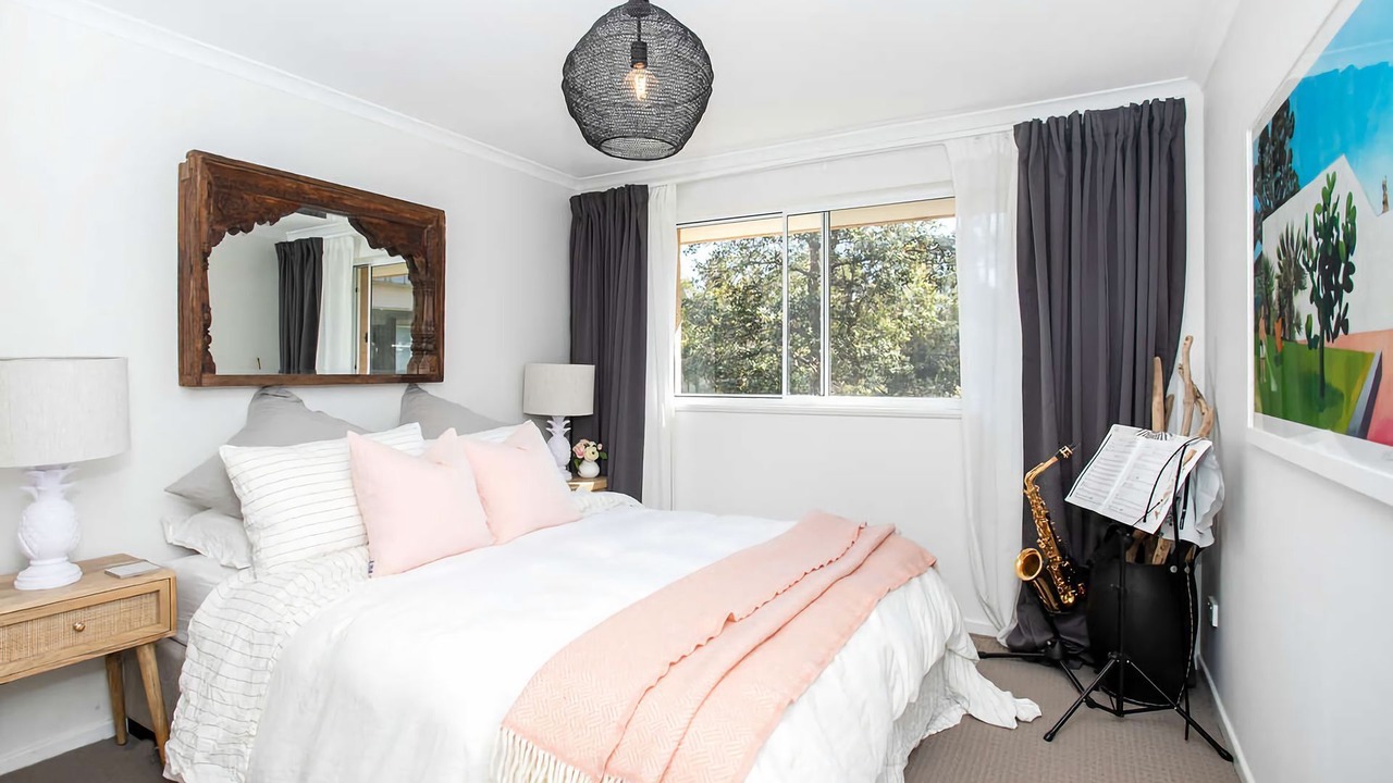 Photo of Bedroom in Mollymook Beach