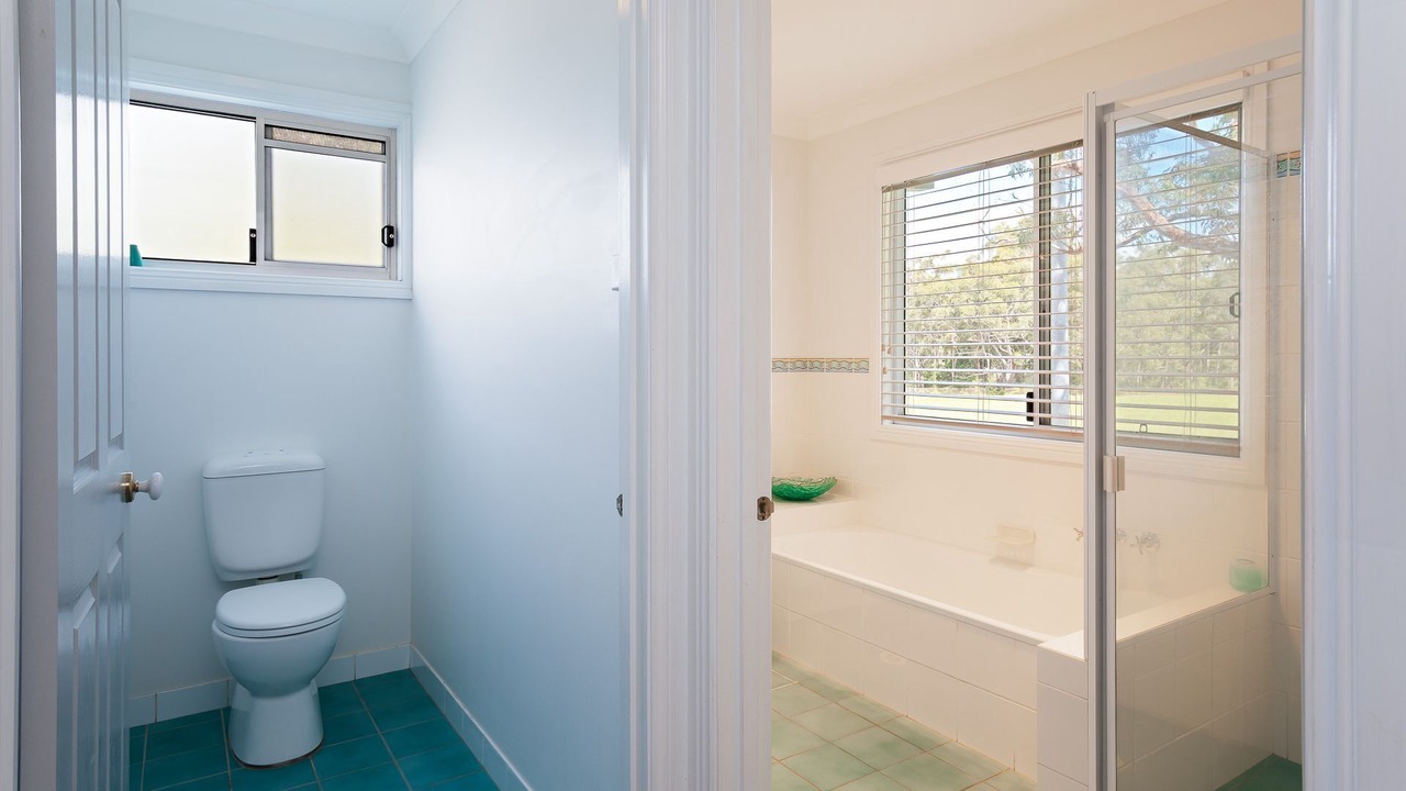 Photo of Bathroom in Salamander Bay