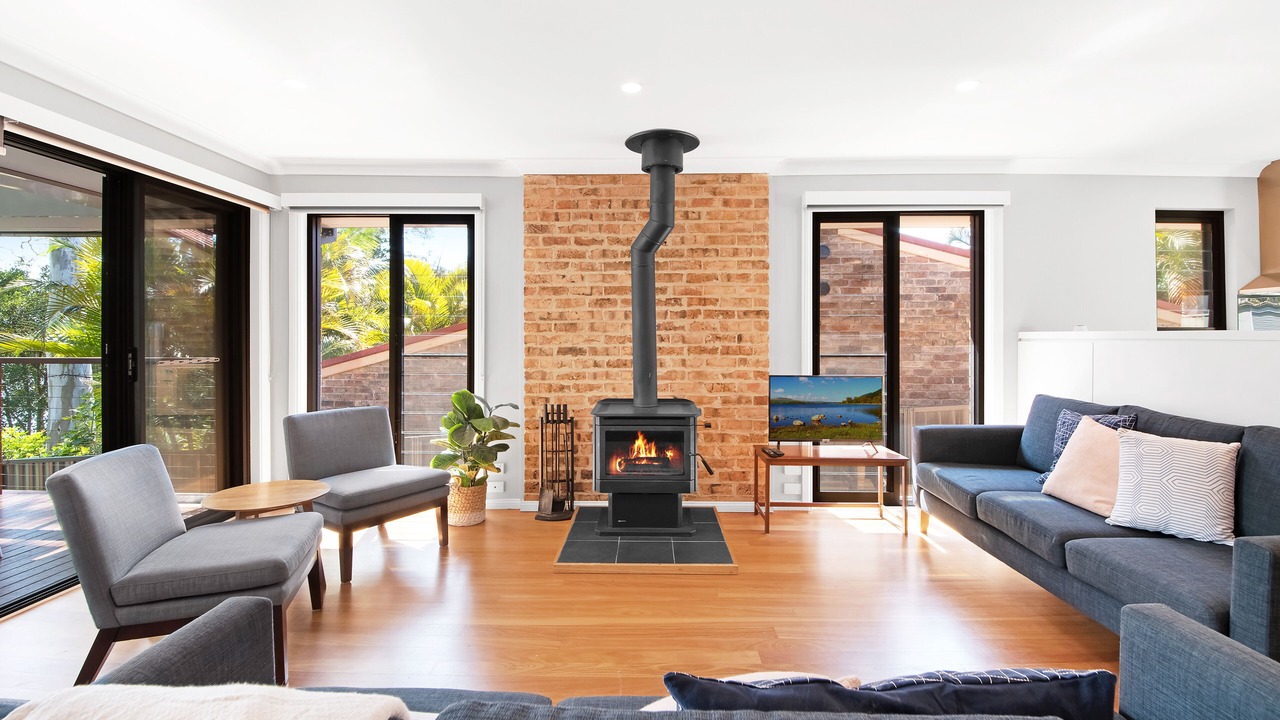 Photo of Livingroom in Mannering Park