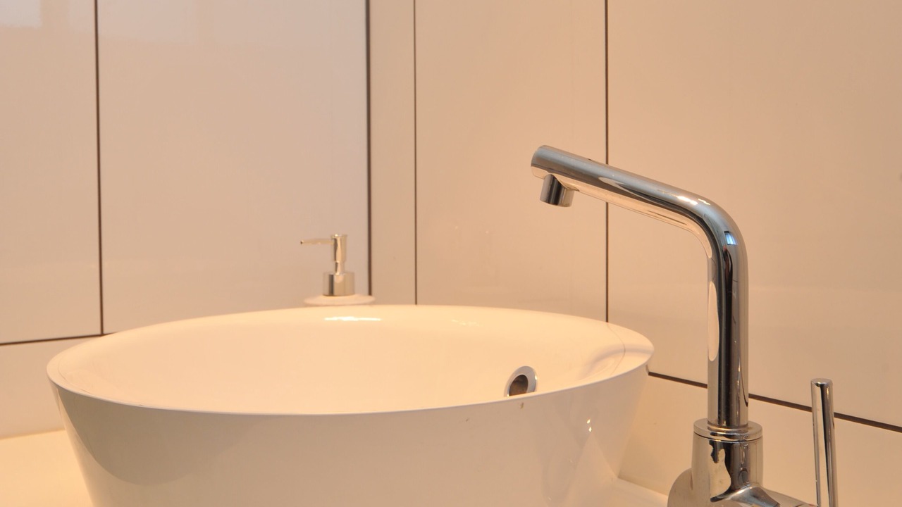 Photo of Bathroom in Kingscote