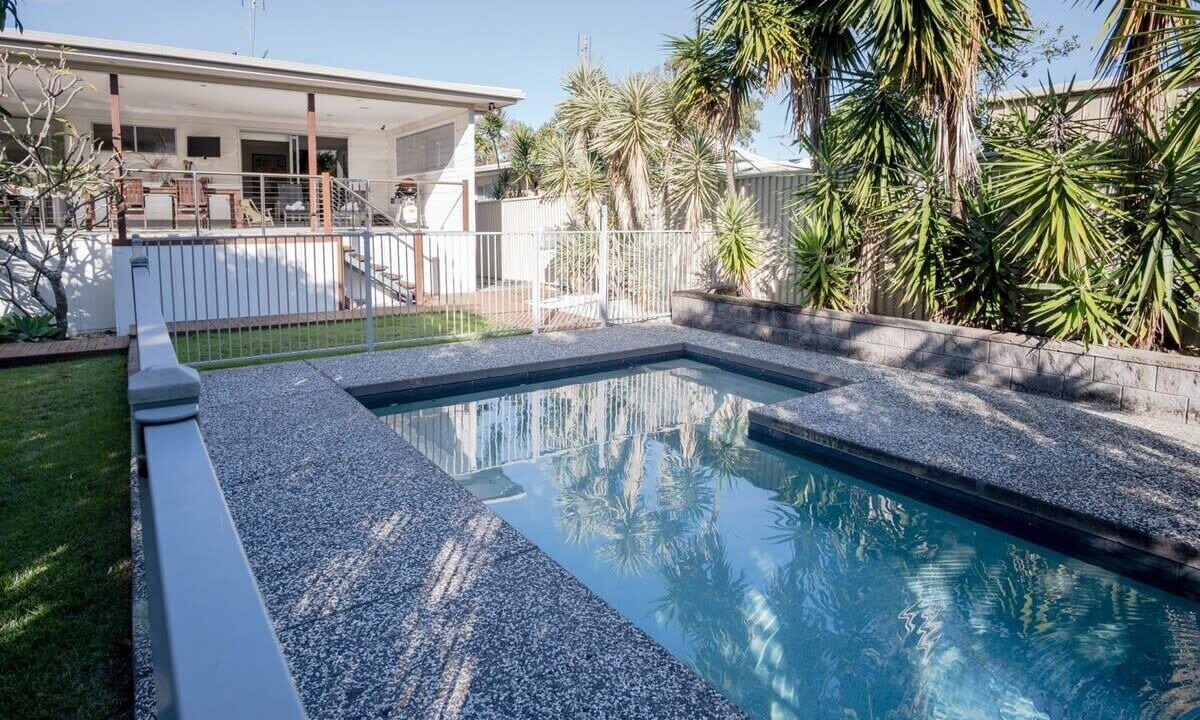 Photo of Outdoor in Moffat Beach