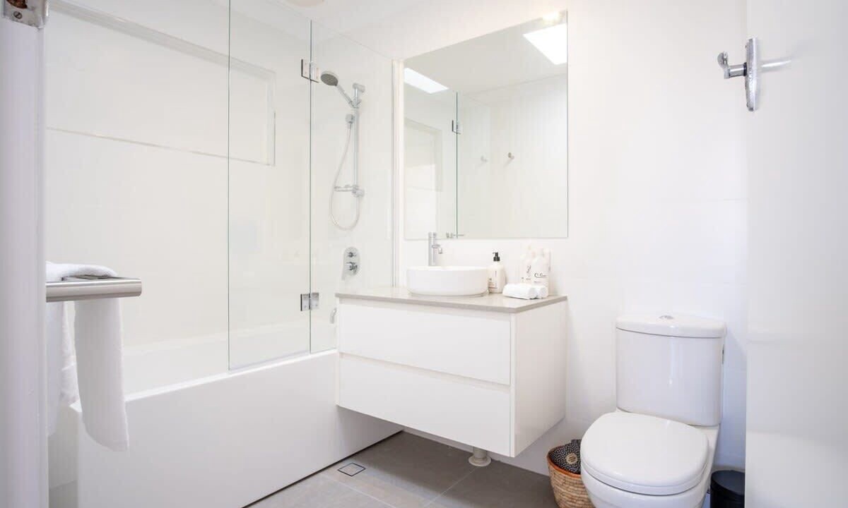 Photo of Bathroom in Moffat Beach