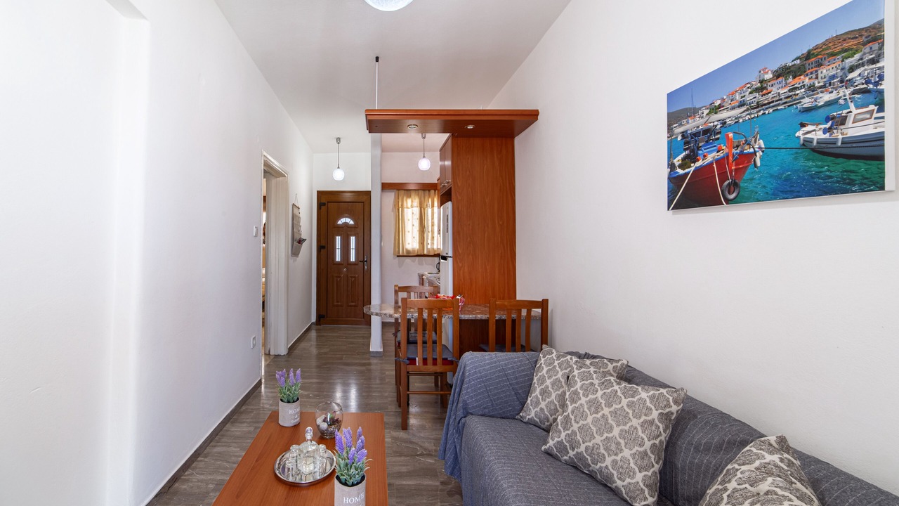 Photo of Livingroom in Batsi