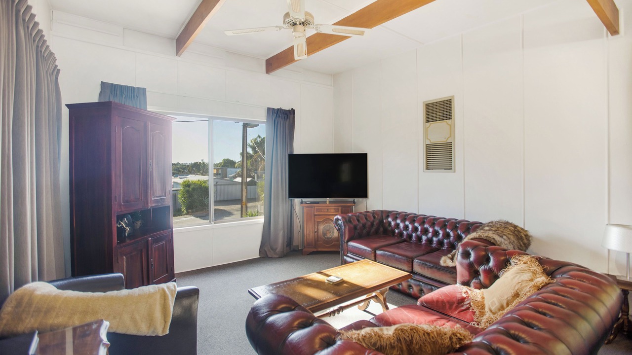 Photo of Livingroom in Riverglades