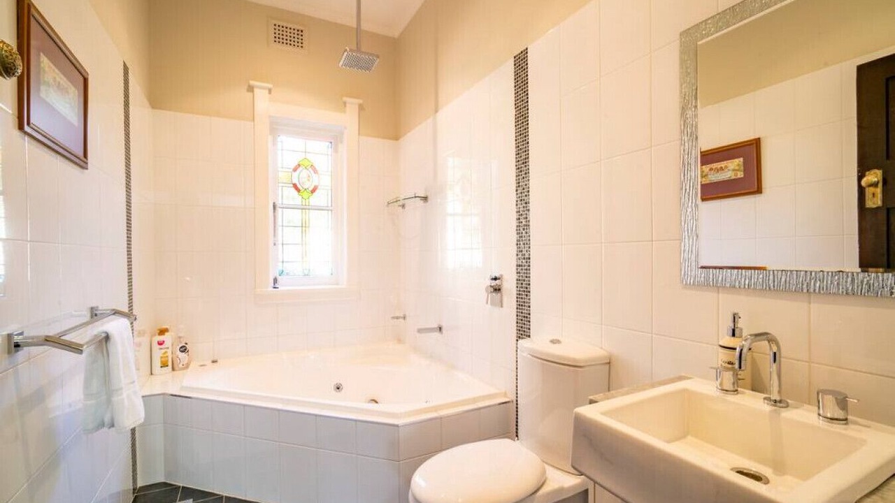 Photo of Bathroom in Katoomba