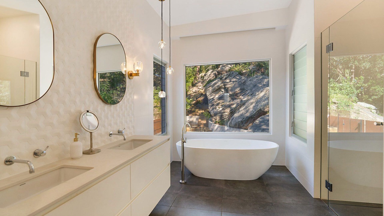 Photo of Bathroom in Hardys Bay