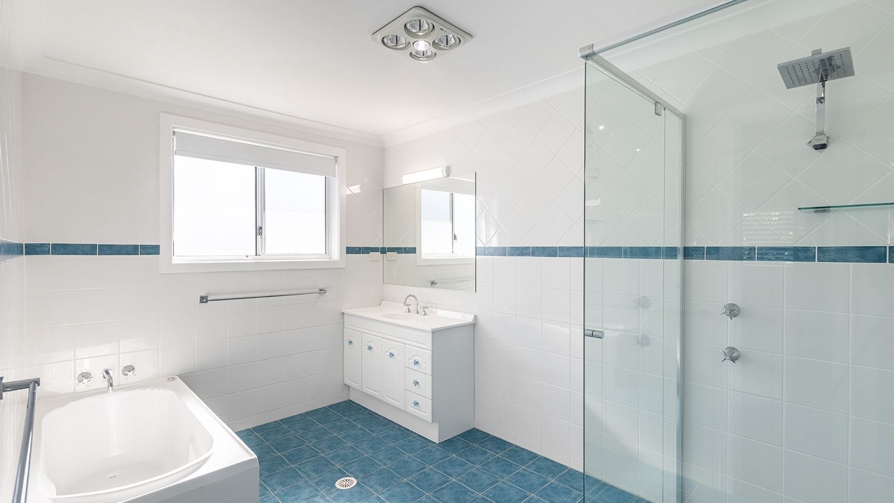 Photo of Bathroom in Salamander Bay