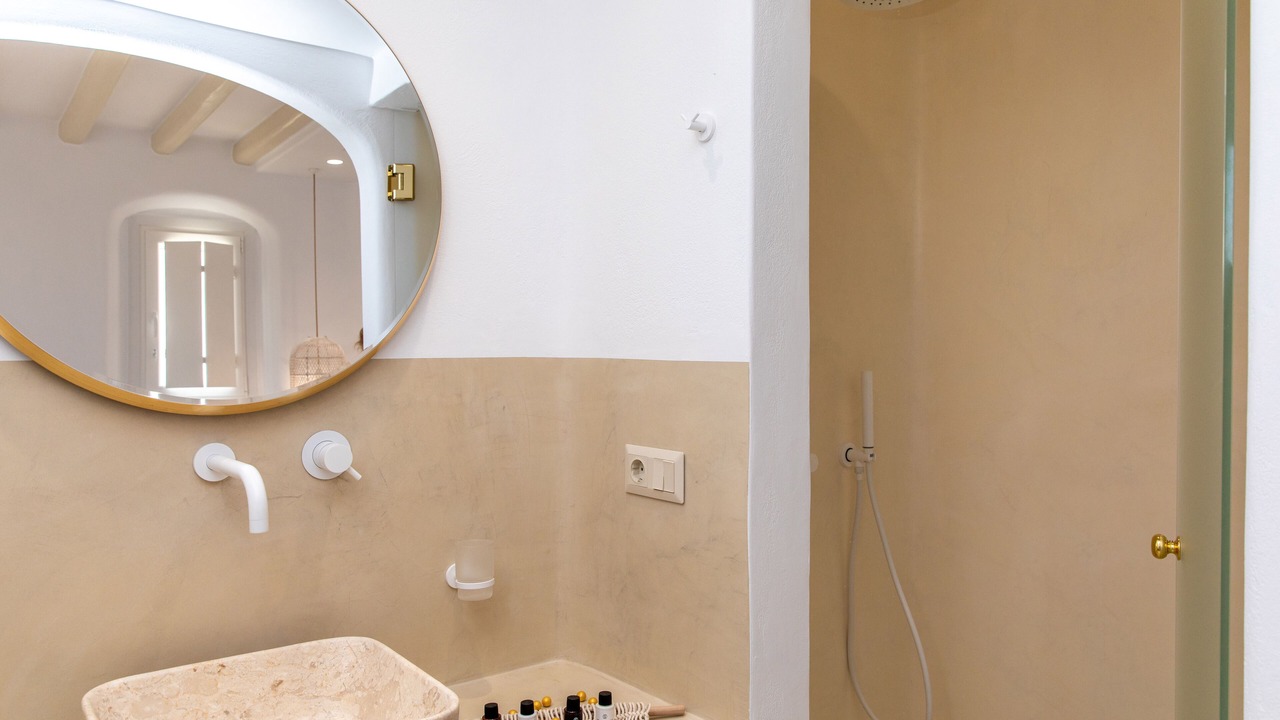 Photo of Bathroom in Plaka