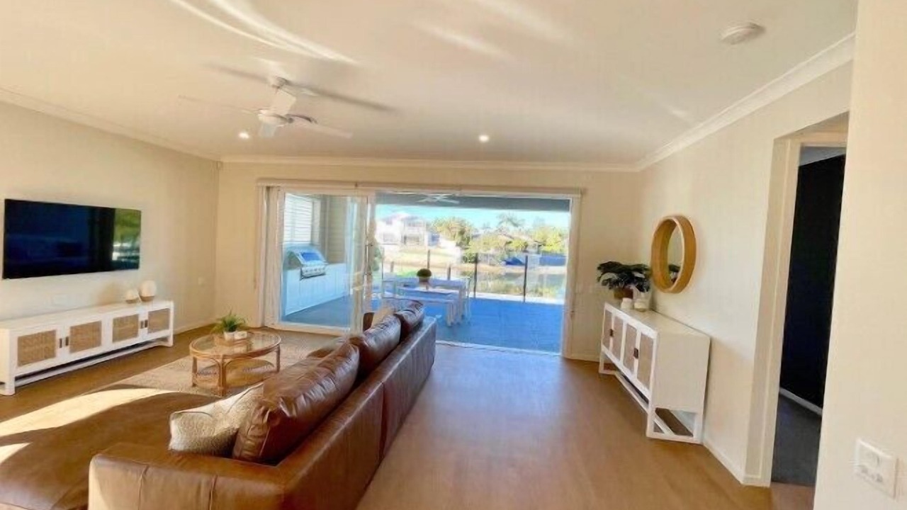 Photo of Livingroom in Surfers Paradise