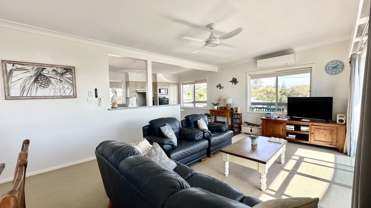 Photo of Livingroom in Crowdy Head