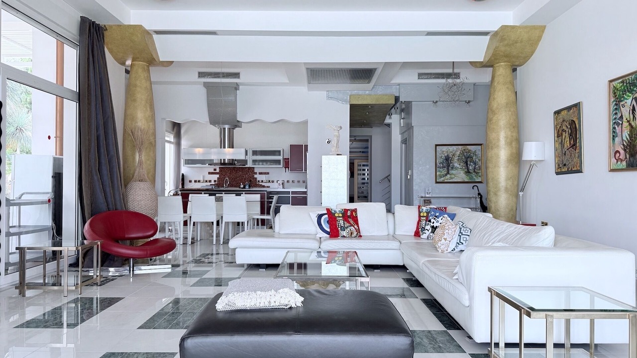 Photo of Livingroom in Asgourou