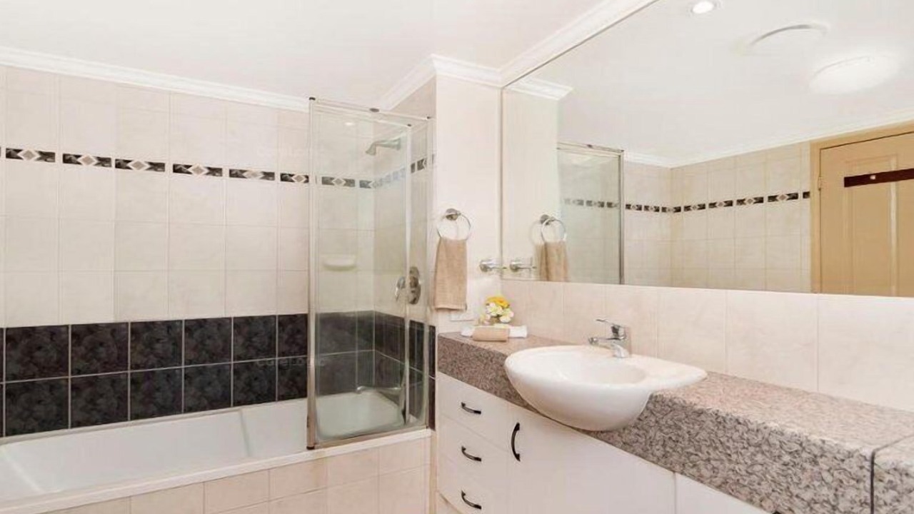 Photo of Bathroom in Yorkeys Knob