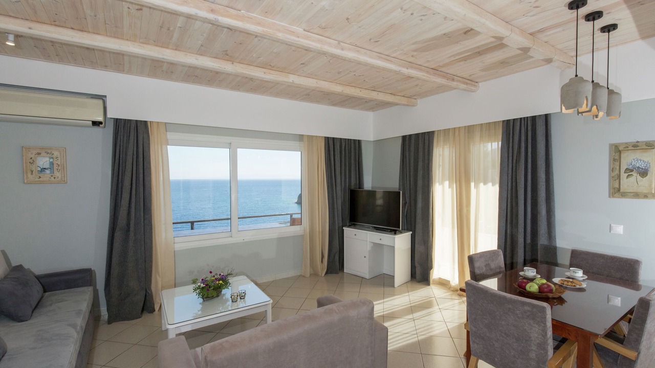 Photo of Livingroom in Samos Town