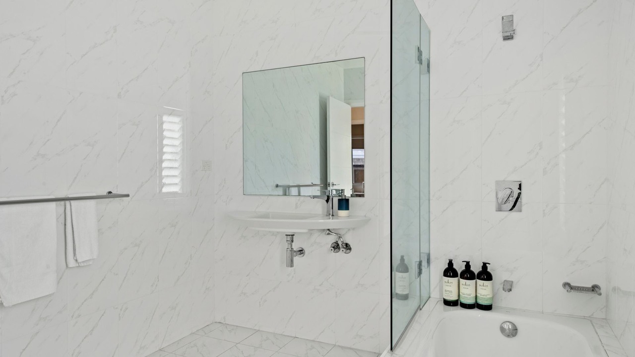 Photo of Bathroom in Narrawallee