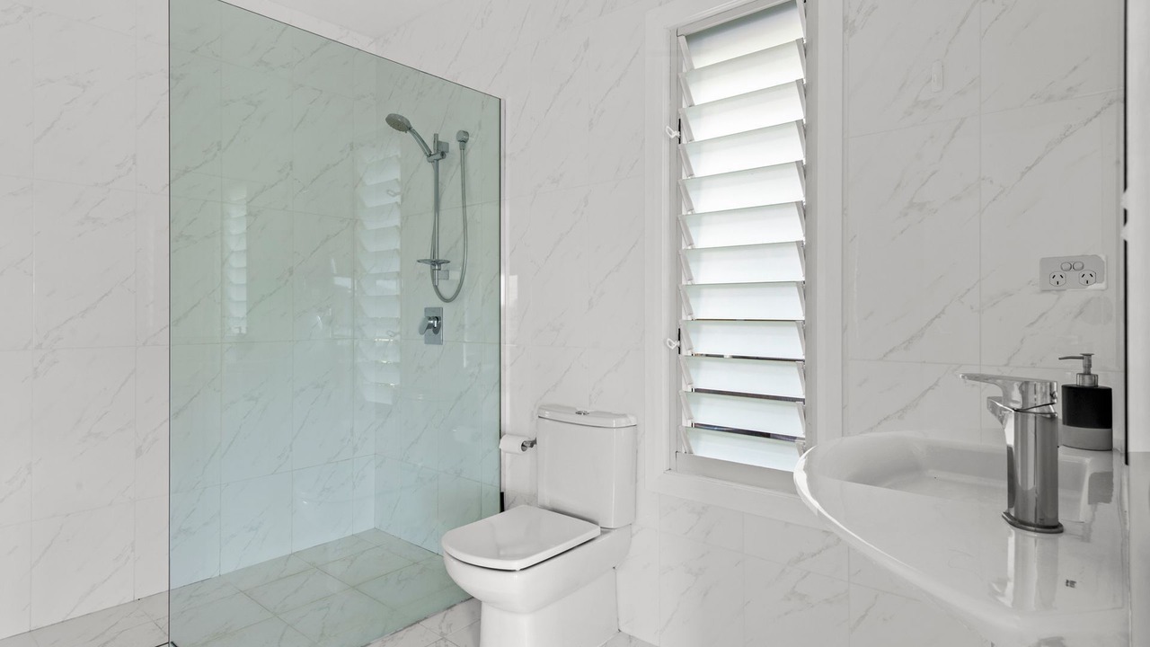 Photo of Bathroom in Narrawallee