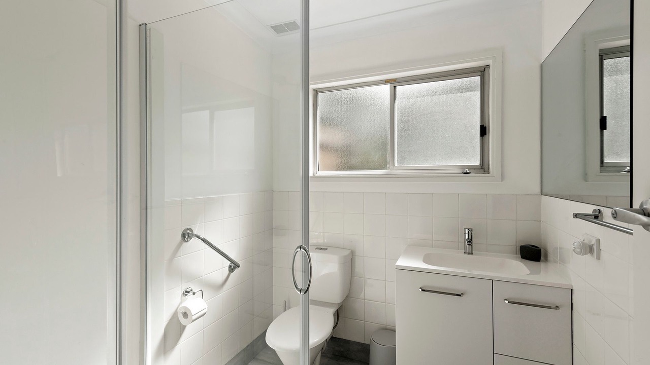Photo of Bathroom in Narrawallee
