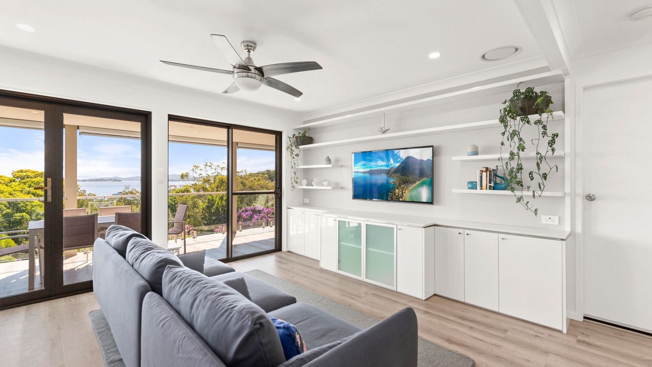 Photo of Livingroom in Corlette