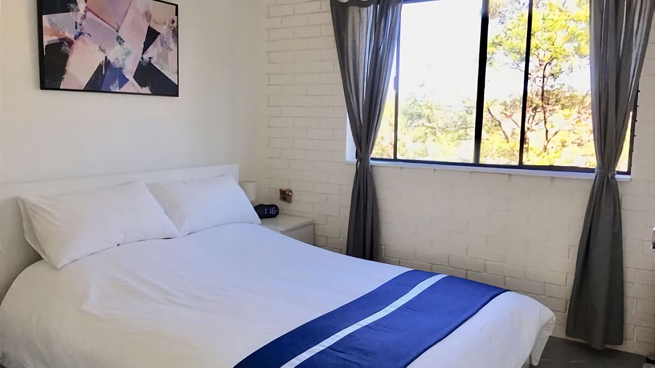 Photo of Bedroom in Surf Beach