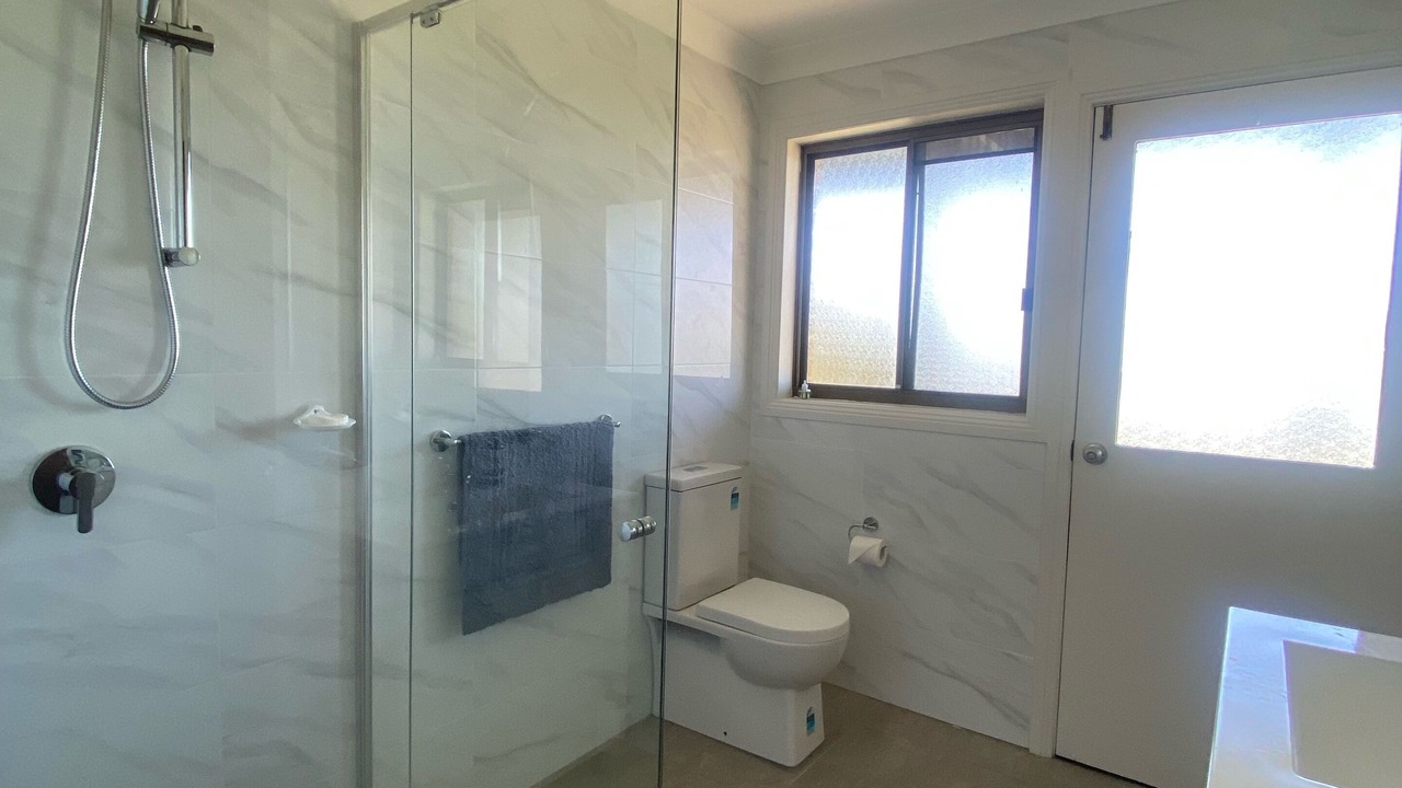 Photo of Bathroom in Bowen Mountain