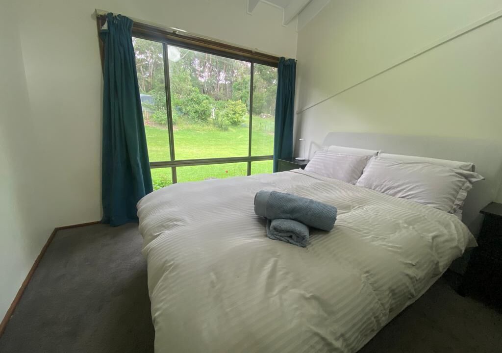 Photo of Bedroom in Bowen Mountain