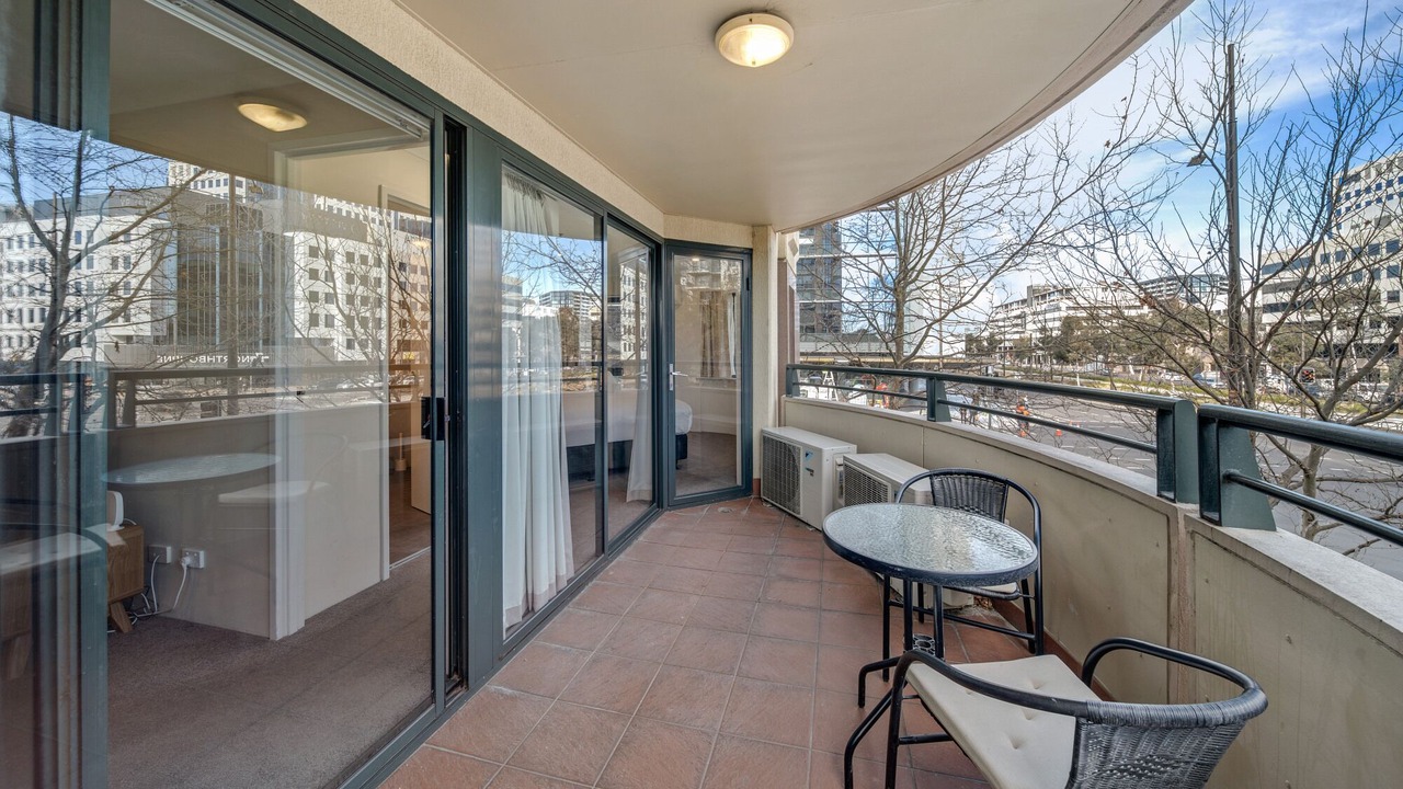 Photo of Patio Balcony in Canberra City Centre