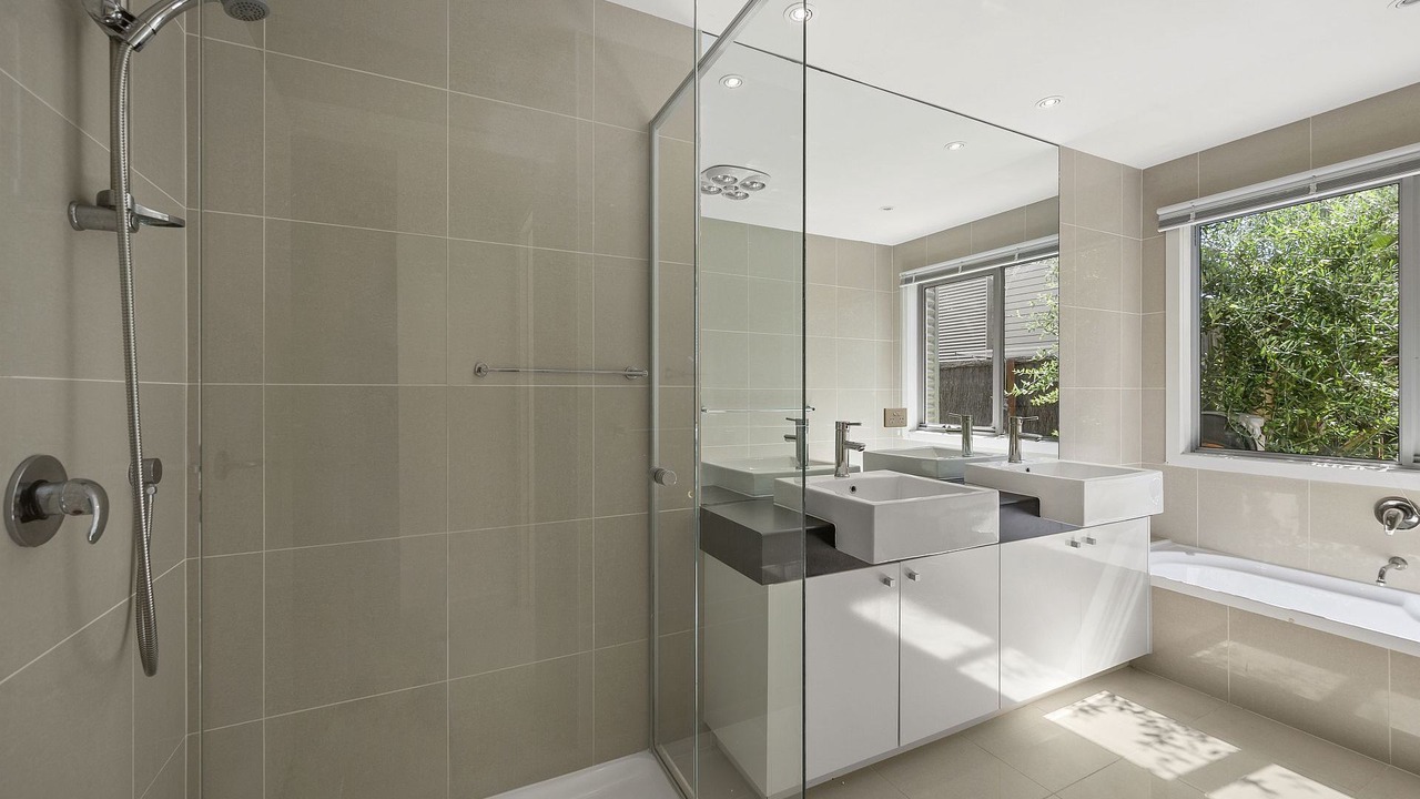 Photo of Bathroom in Torquay