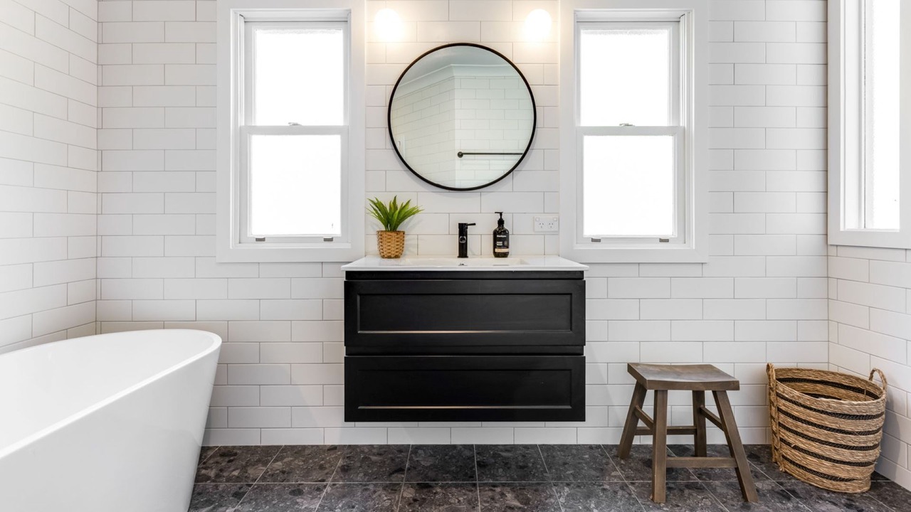 Photo of Bathroom in Leura