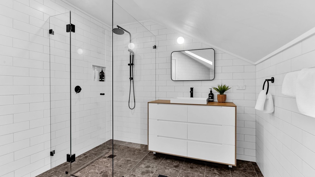 Photo of Bathroom in Leura