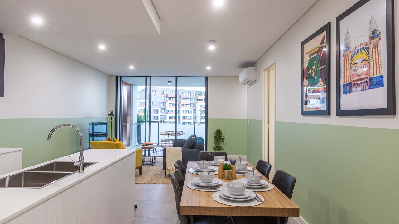 Photo of Livingroom in Mays Hill