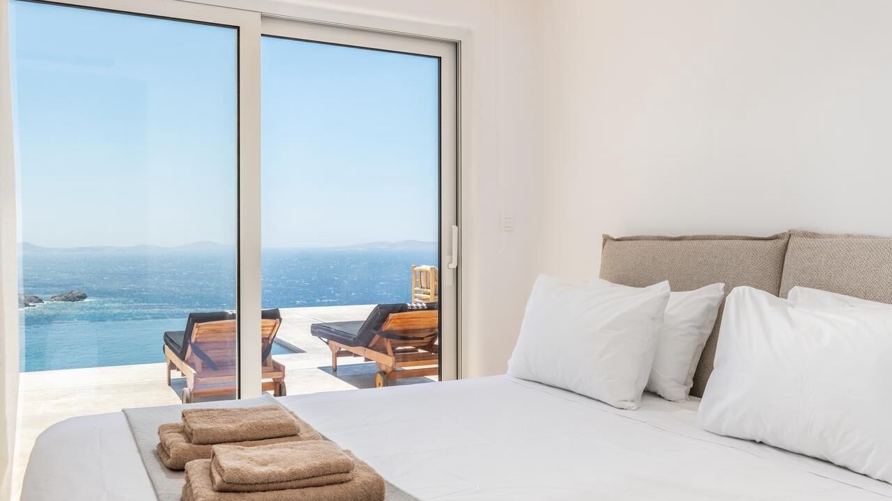 Photo of Bedroom in Faros Armenistis