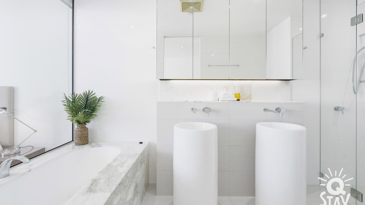 Photo of Bathroom in Broadbeach