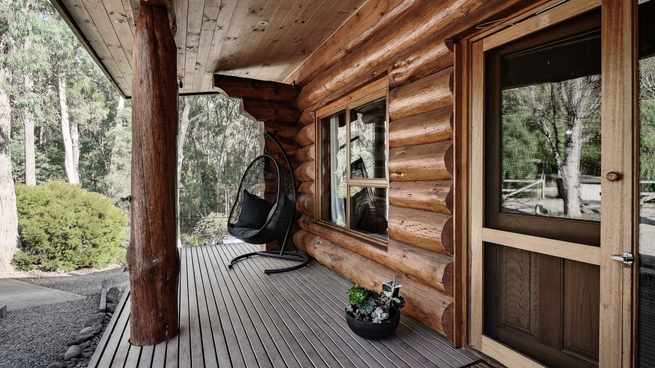 Photo of Patio Balcony in Sawmill Settlement