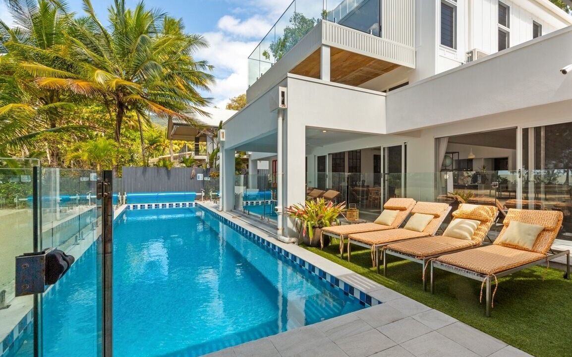 Photo of Outdoor in Oak Beach