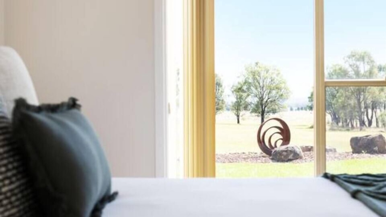 Photo of Bedroom in Erudgere