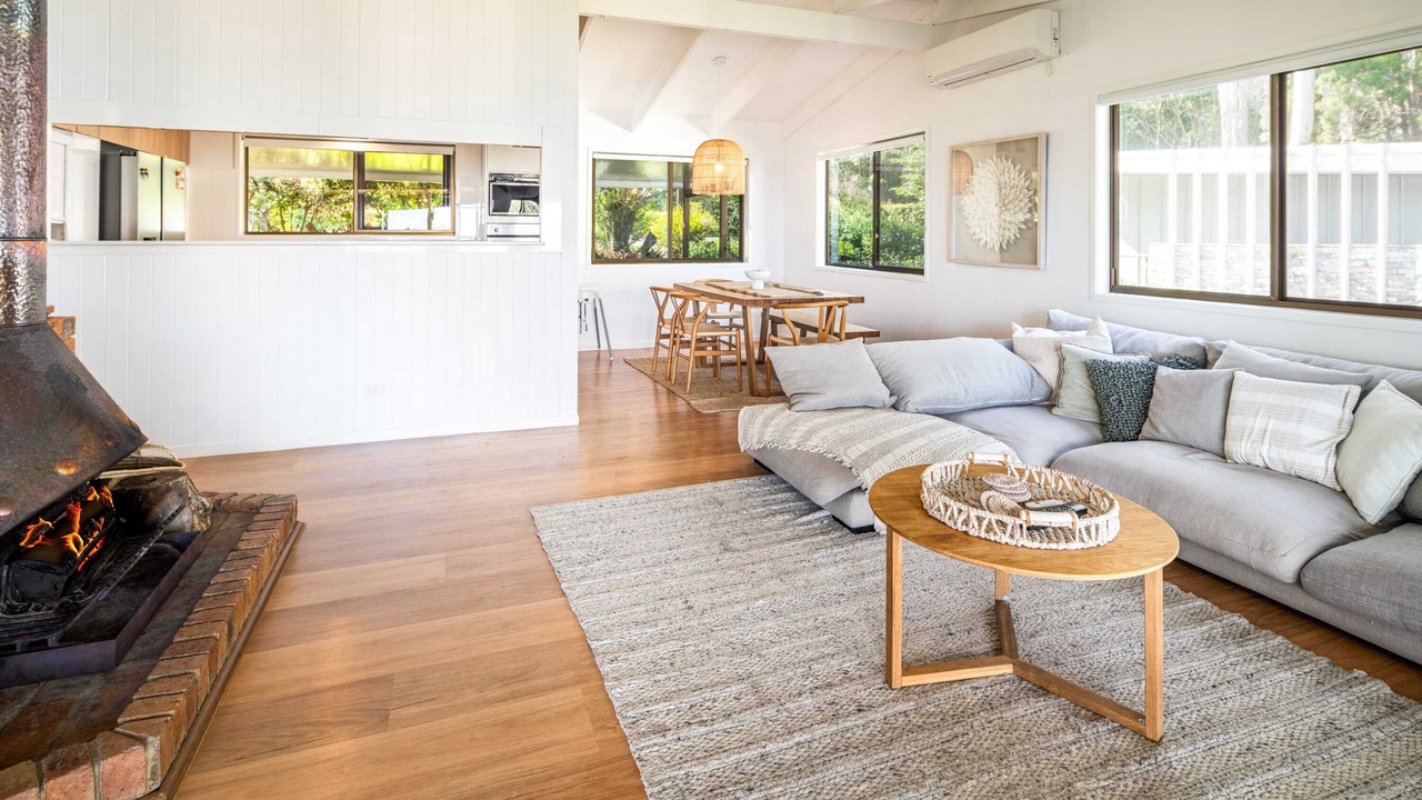 Photo of Livingroom in Montville