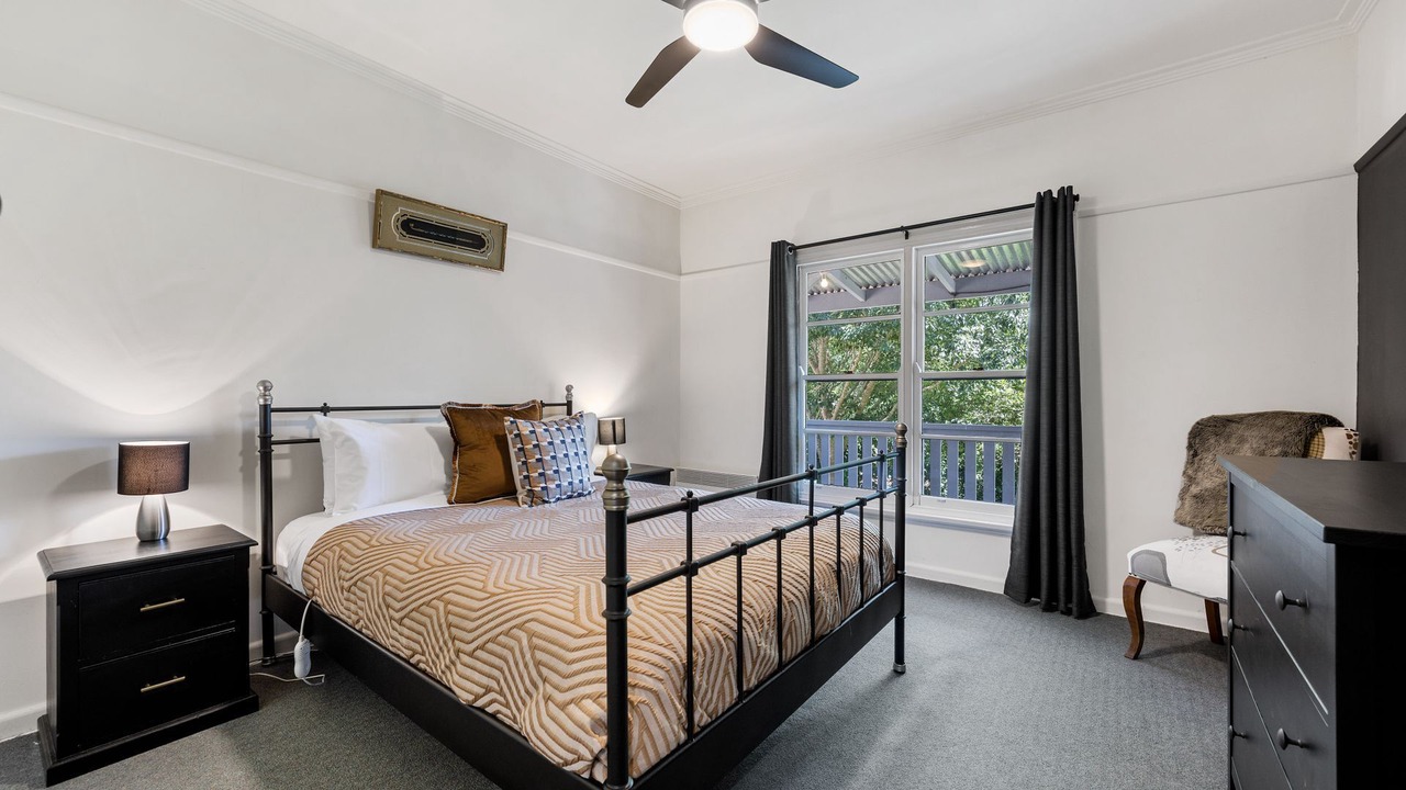 Photo of Bedroom in Wandiligong